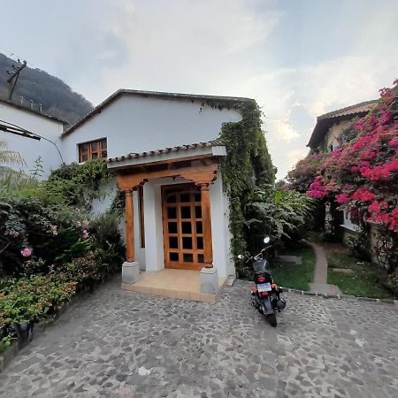 Hostal Casa Buho Antigua Bagian luar foto